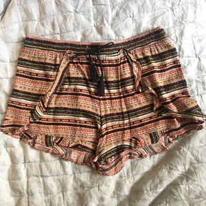 Xhilaration flowy shorts
